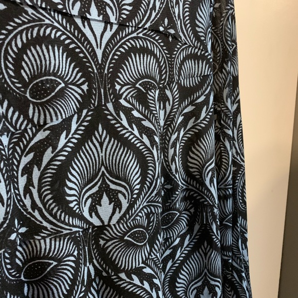 Alfani NWT tiered blue lined top size Large - Picture 6 of 8